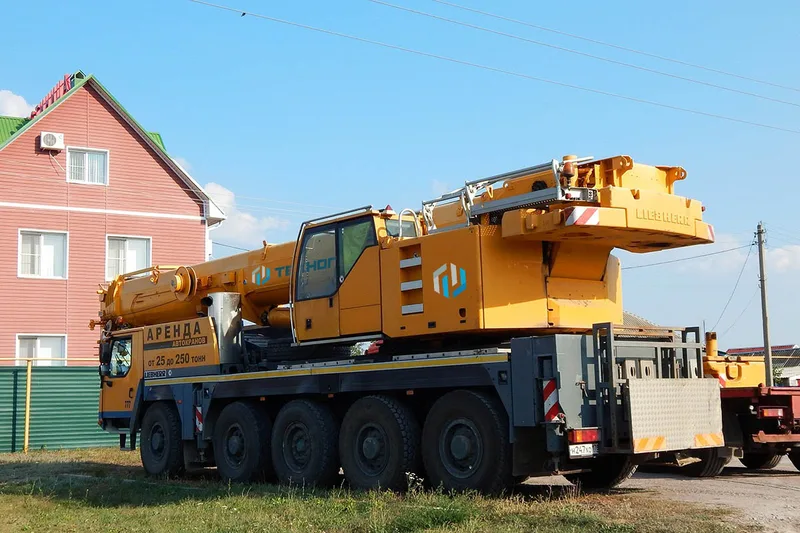 Автокран Liebherr LTM 1100