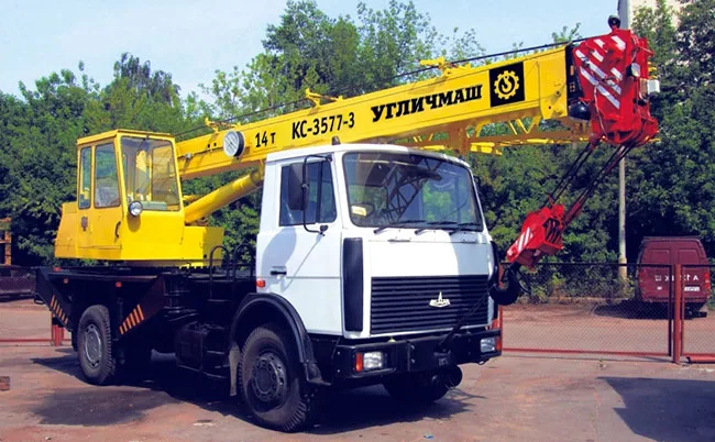 Автокран Угличмаш КС-3577-3