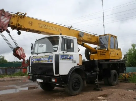 Автокран Ивановец КС 35715