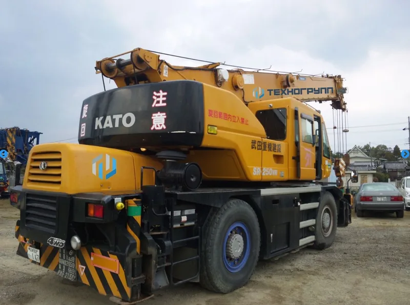 Автокран KATO MR 220