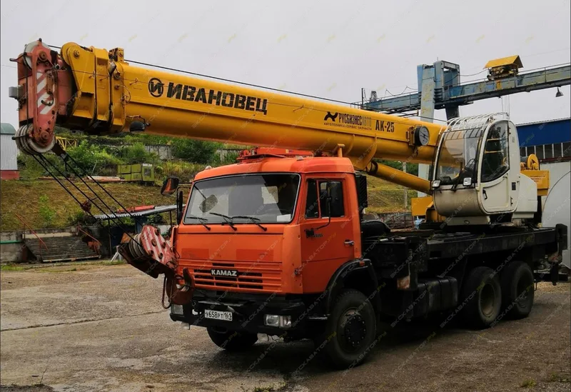 Автокран Ивановец КС-45717-1Р