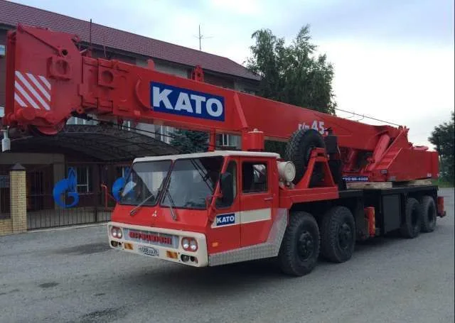 Автокран KATO NK 450