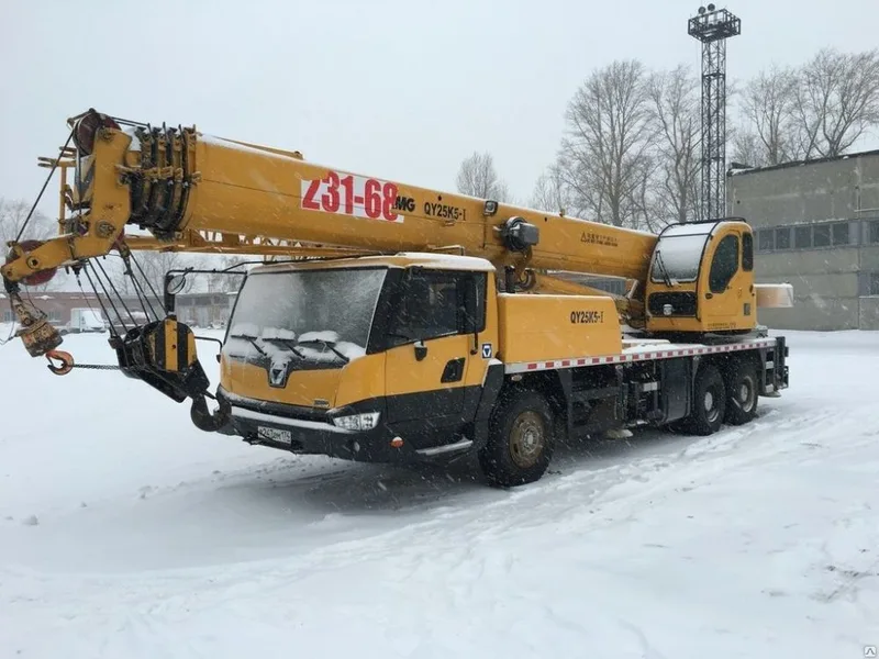 Автокран QY XCMG QT