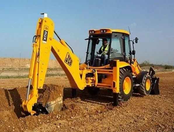 Экскаватор-погрузчик JCB 3CX