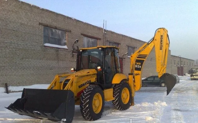 Экскаватор-погрузчик Komatsu WB97S