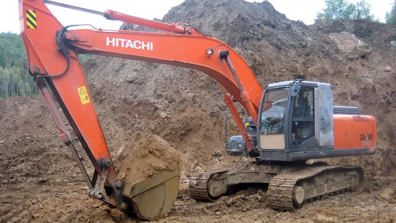 Гусеничный экскаватор Hitachi ZX 240 LC
