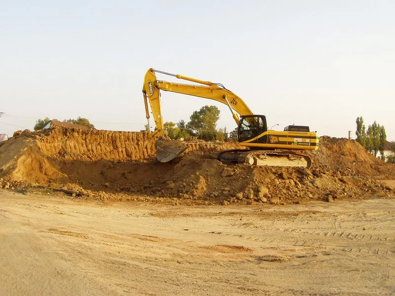 Гусеничный экскаватор JCB JS 460