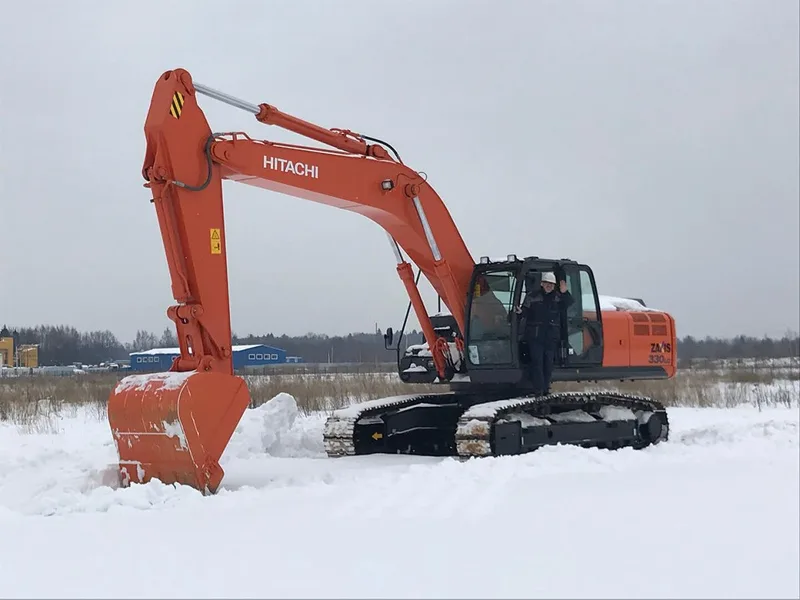 Гусеничный экскаватор Hitachi ZX330LC