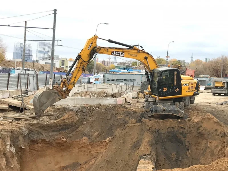 Колесный экскаватор JCB JS 160W