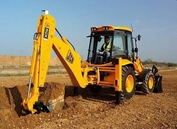 Экскаватор-погрузчик JCB 3CX