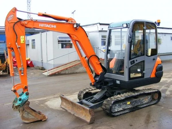 Мини-экскаватор Hitachi ZX30