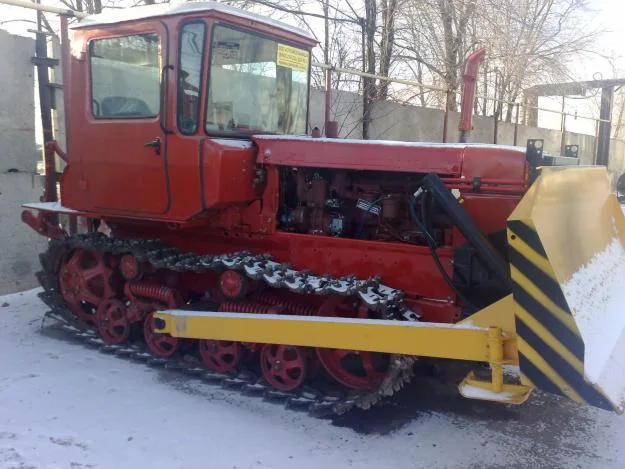 Легкий Бульдозер ВГТЗ ДТ-75