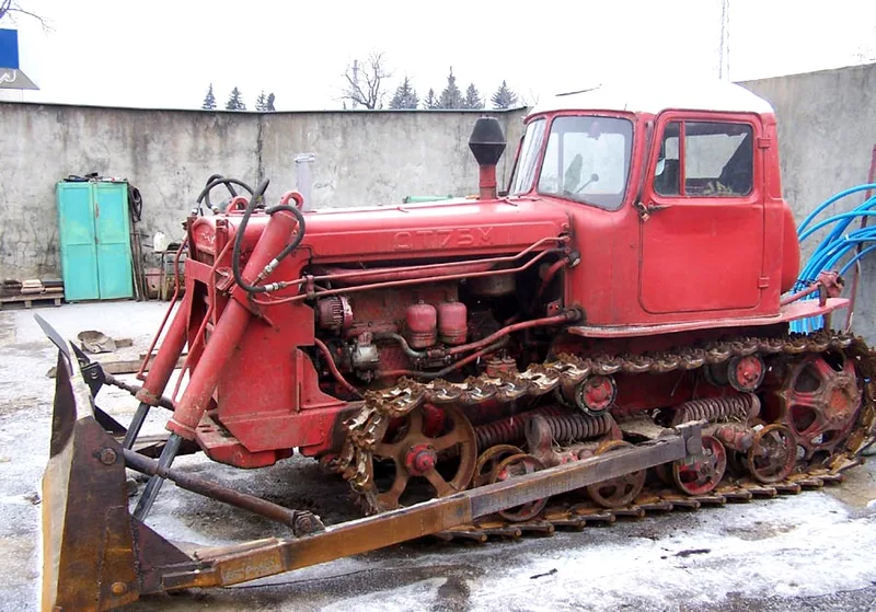 Легкий Бульдозер ВГТЗ ДТ-75