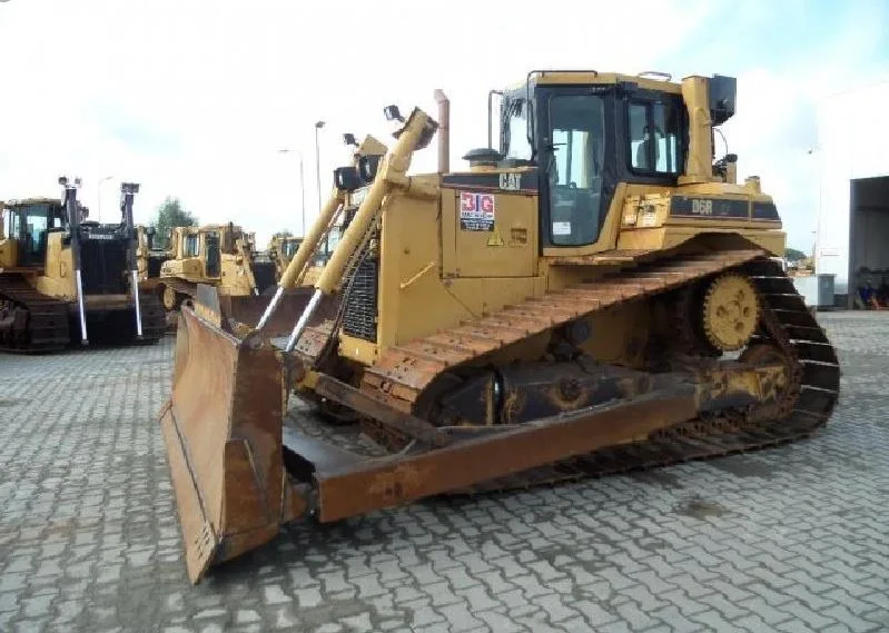 Средний бульдозер Caterpillar D6R