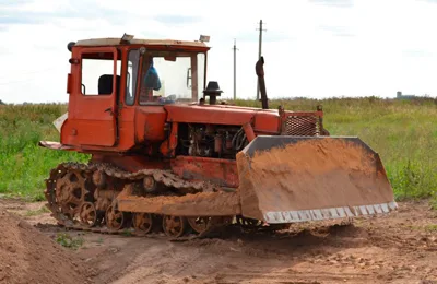 Легкий Бульдозер ВГТЗ ДТ-75