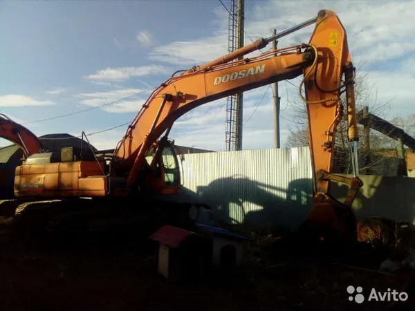 Гусеничный экскаватор Doosan