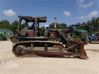 Тяжелый бульдозер Caterpillar D7XW
