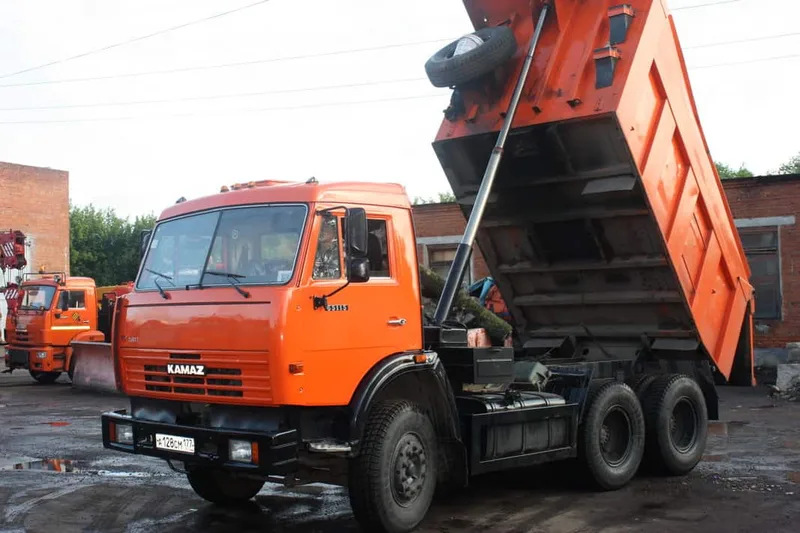 Самосвал Камаз 65115
