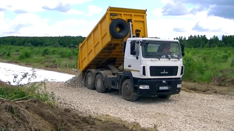 Самосвал МАЗ 6501