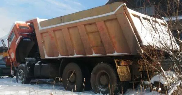 Самосвал Камаз 6520-60
