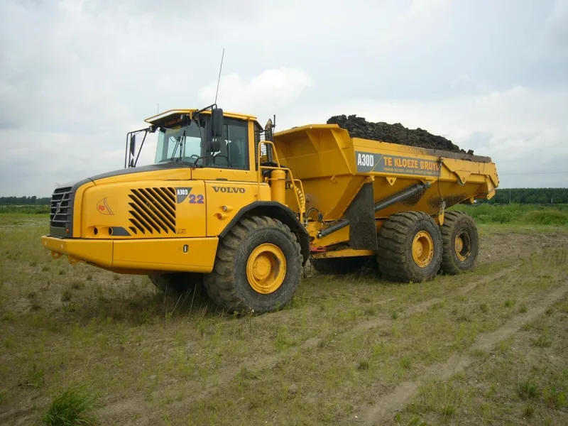 Самосвал с шарнирно-сочлененной рамой Volvo A30