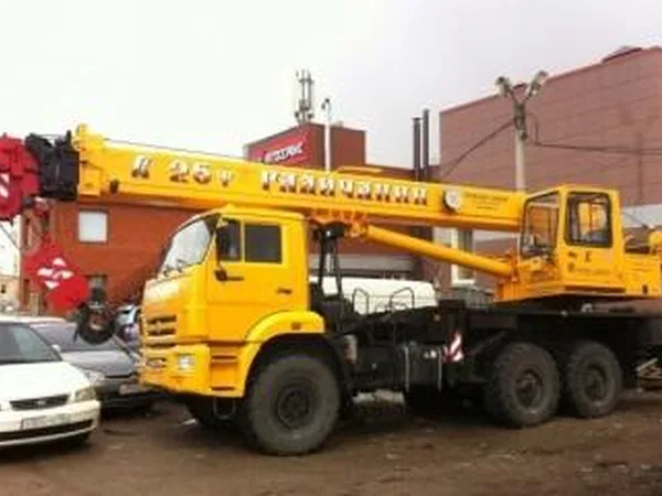 Автокран Галичанин КС-55713-5В на шасси КамАЗ 43118