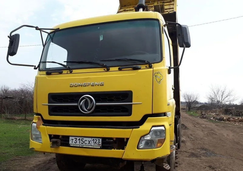Самосвал Dongfeng DFL 3251