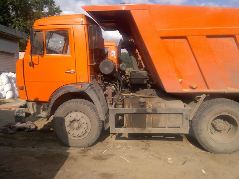 Самосвал Камаз 65111