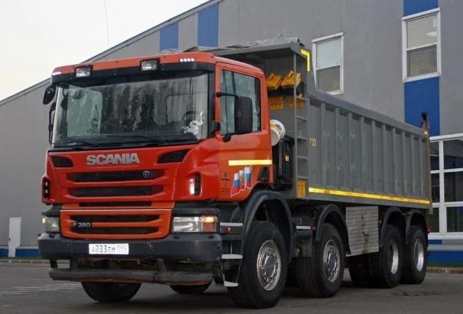 Самосвал Scania P380 CB8X4EHZ
