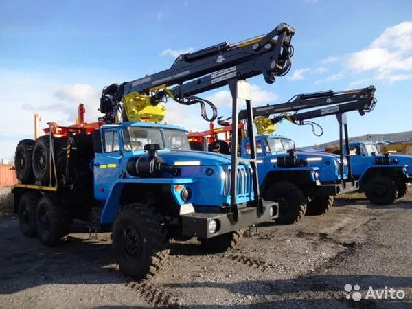 Сортиментовоз УРАЛ с КМУ Майман-110S