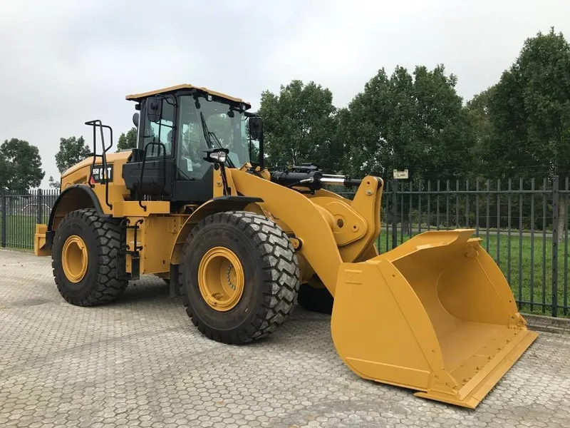 Фронтальный погрузчик Caterpillar 950