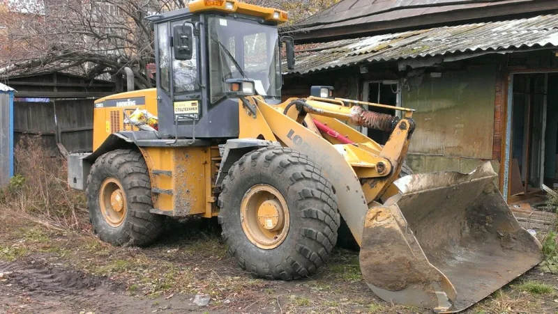 Фронтальный погрузчик Lonking CDM833