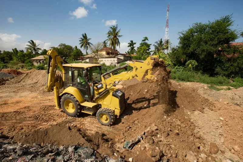 Фронтальный погрузчик Caterpillar 426F2