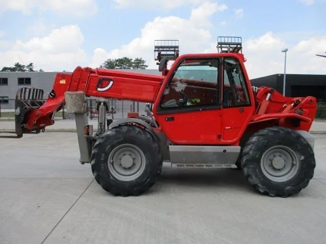 Телескопический погрузчик Manitou МT 1740