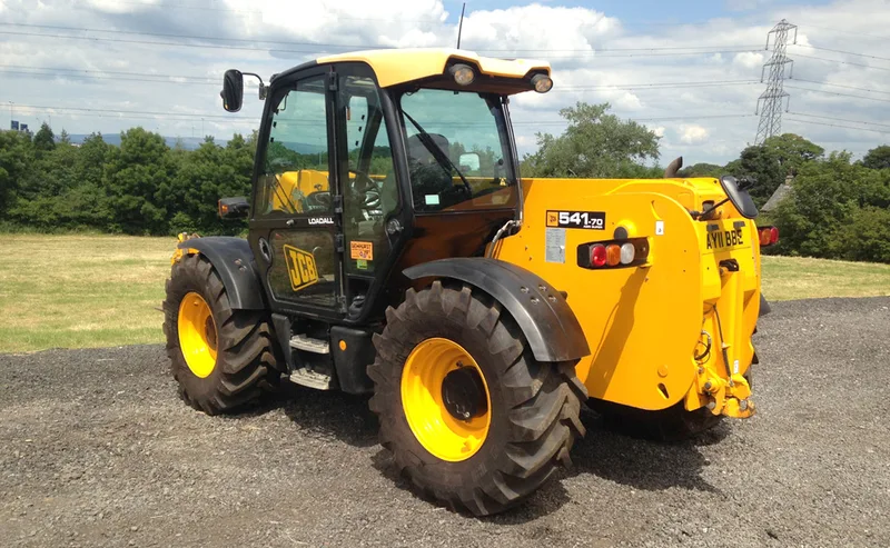 Телескопический погрузчик JCB 541-70