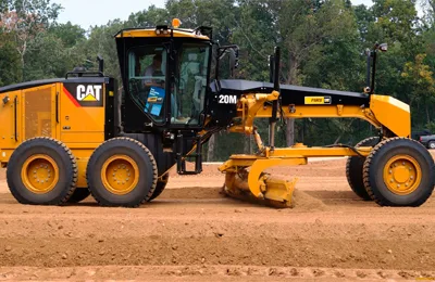 Средний автогрейдер Caterpillar 120M