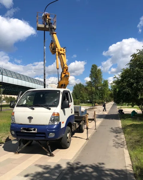 Средневысотная автовышка DAEHAN 17ap