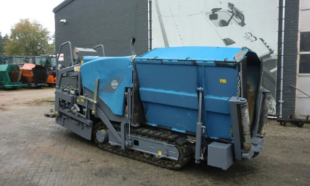 Асфальтоукладчик Vogele Super 800