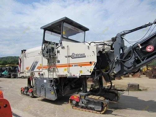 Дорожная фреза WIRTGEN W210
