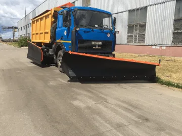 Пескоразбрасыватель МАЗ 5516