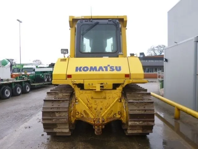 Тяжелый бульдозер Komatsu 500