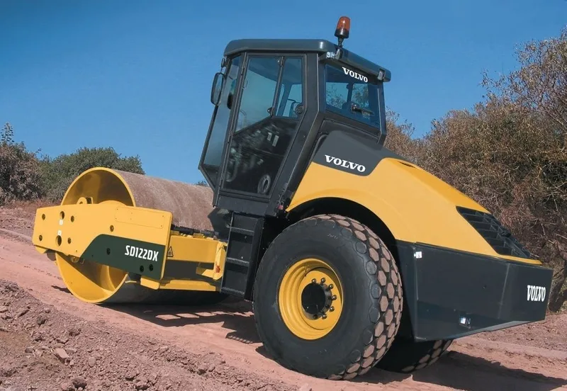 Вибрационный комбинированный каток        Volvo SD122DX