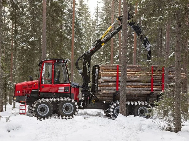 Форвардер Komatsu 835