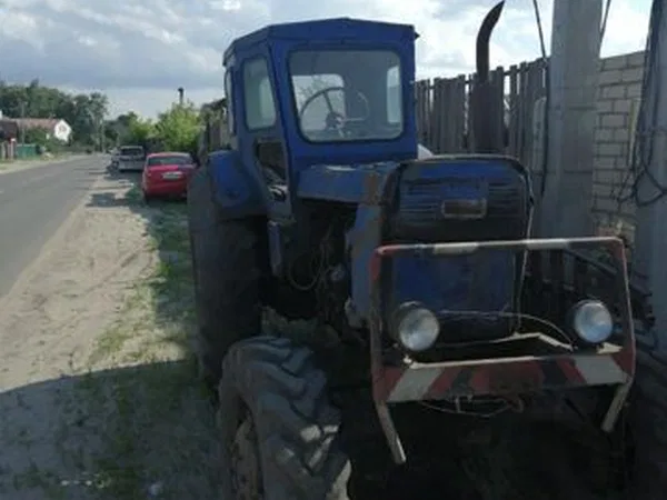 Трактор ЛТЗ Т-40