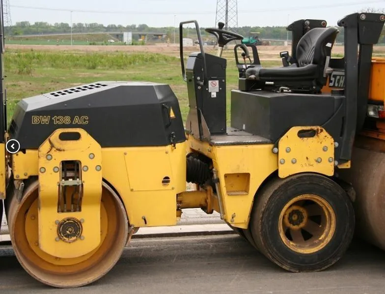 Вибрационный комбинированный каток        Bomag BW 138 AD-5