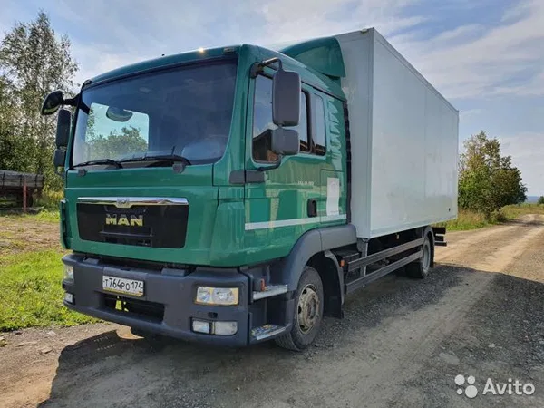 Грузовой фургон MAN TCL 12.180