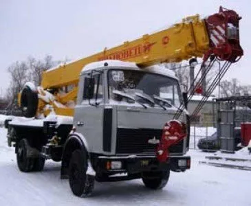 Автокран Ивановец 25