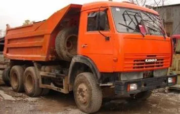Самосвал Камаз 55111