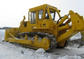 Средний бульдозер Komatsu D155