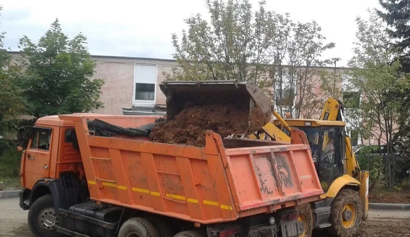 Экскаватор-погрузчик JCB 300